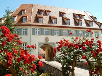 1. Mai im "Schloss Unteröwisheim"