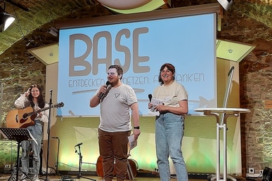 BASE 2022